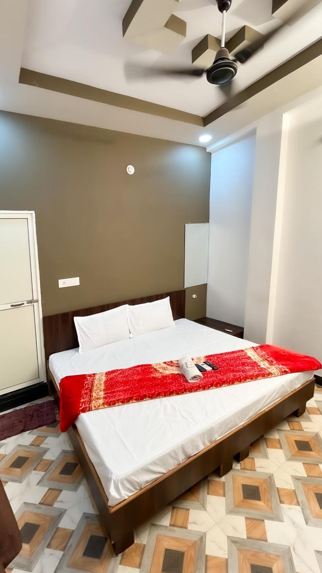 Hotel Rudraksh Ujaim Exterior foto