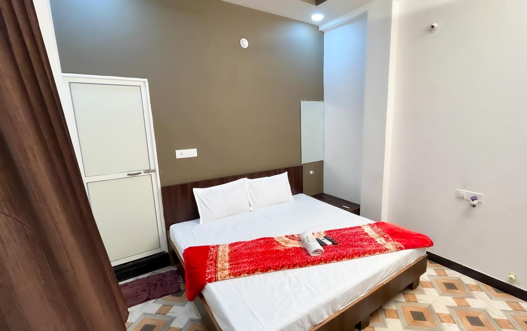 Hotel Rudraksh Ujaim Exterior foto